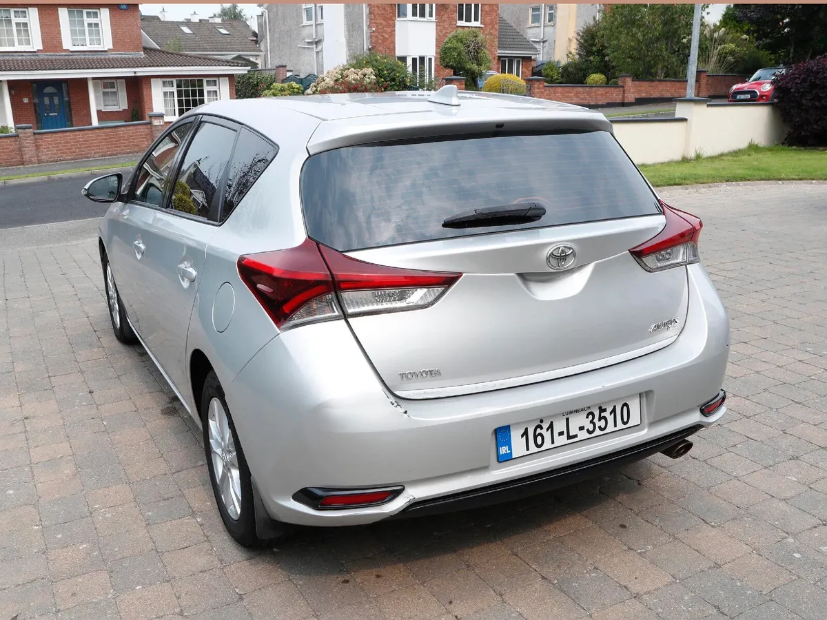 Toyota Auris 2016 - Image 3