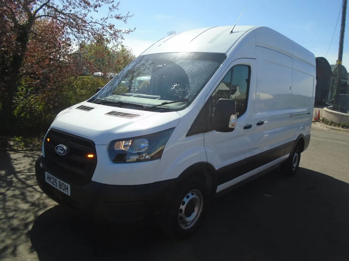 2025 Ford Transit 350 LWB HR RWD 165HP AUTOMATIC. - Image 3