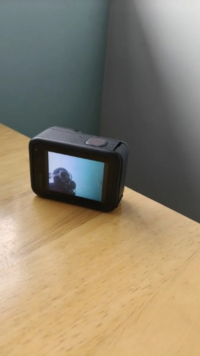 Go Pro Hero 11 Action Camera Full Set - Image 2