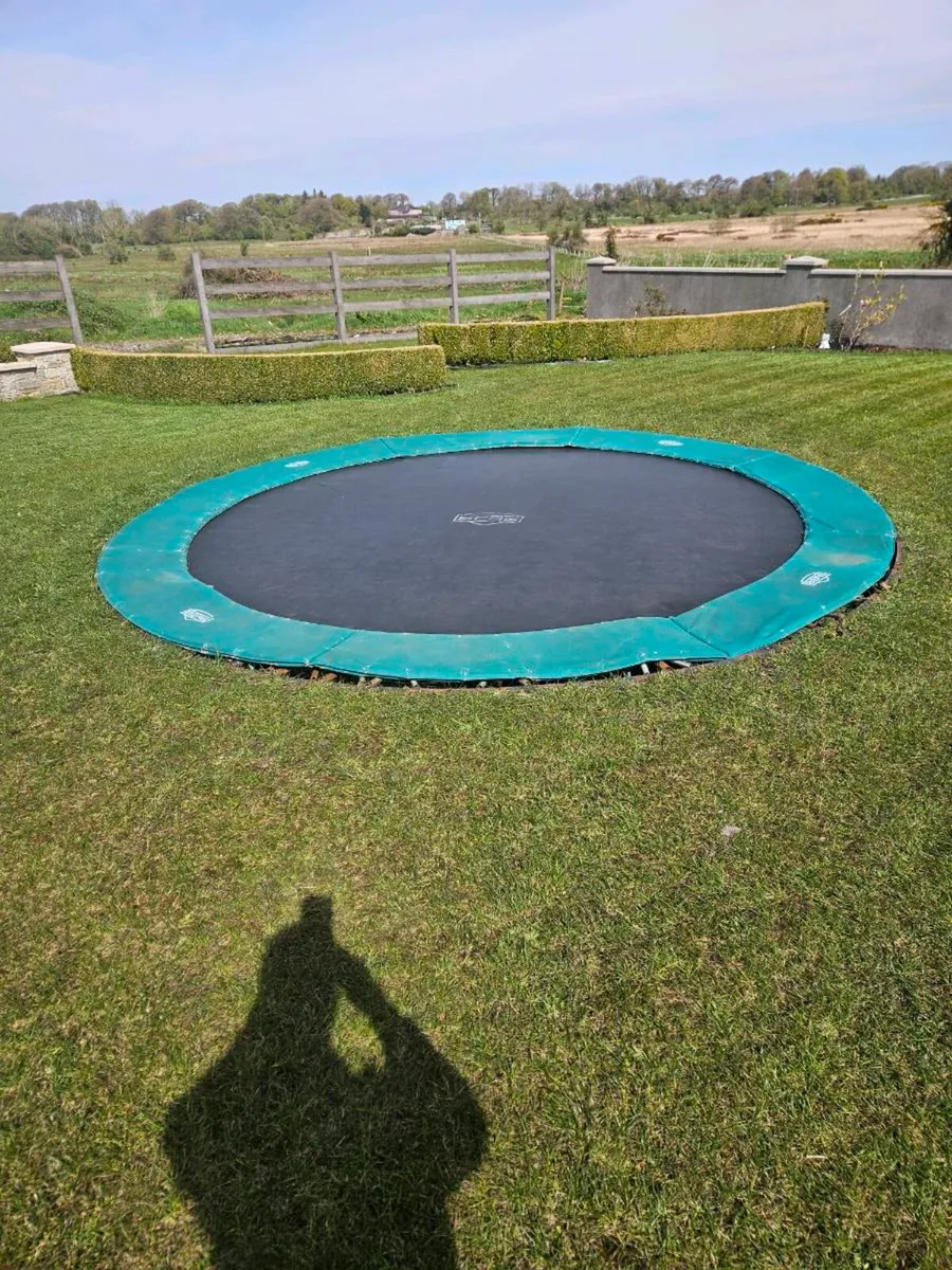 Berg 14ft Flatground Trampoline