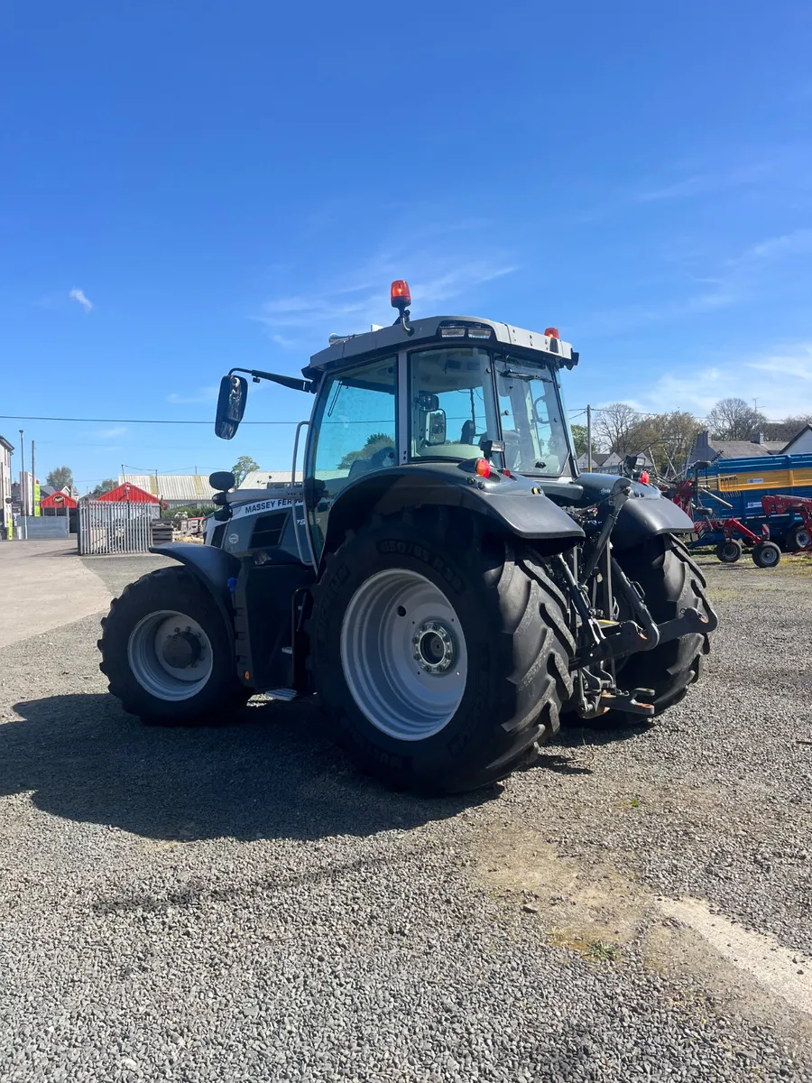 Massey Ferguson 7s.210 - Image 4
