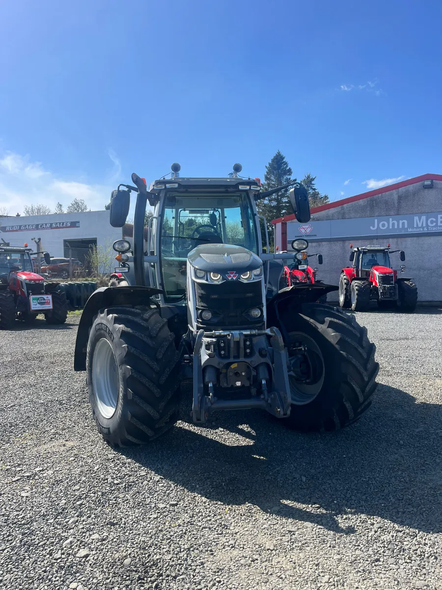 Massey Ferguson 7s.210 - Image 2