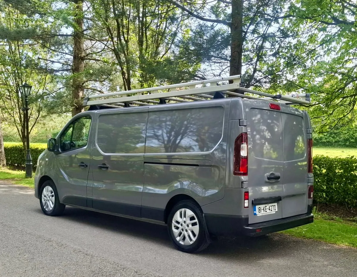 Renault Trafic Buisiness Editon 2018 DOE 4/27 - Image 2