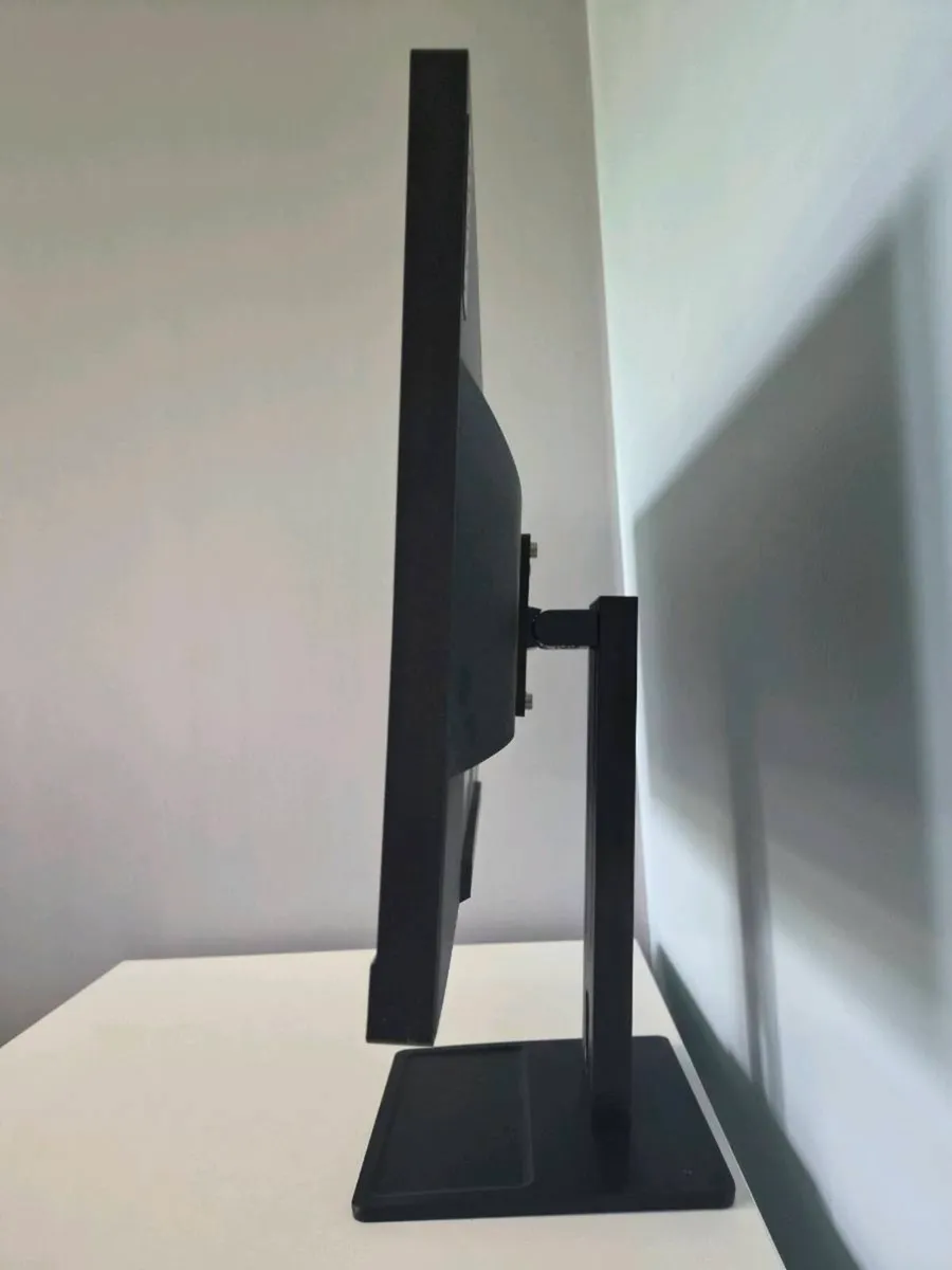 Lenovo ThinkVision Monitor 29" Ultrawide - Image 3