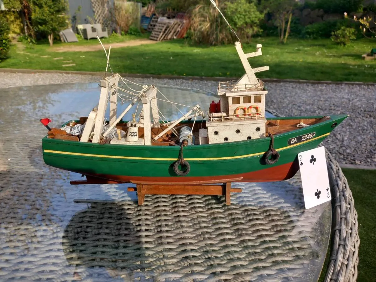 Handmade trawler boat, collectible, D18 - Image 1
