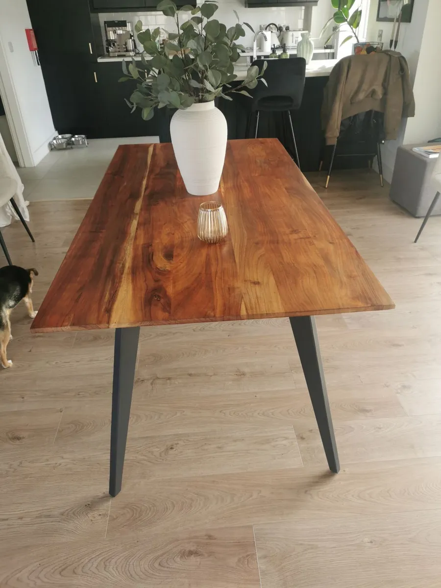 Dining table - Image 3