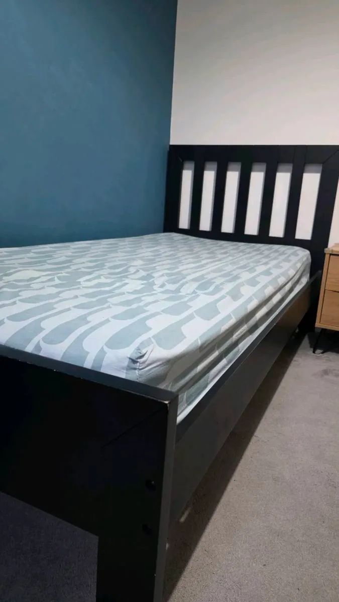 Single Bed - Image 2