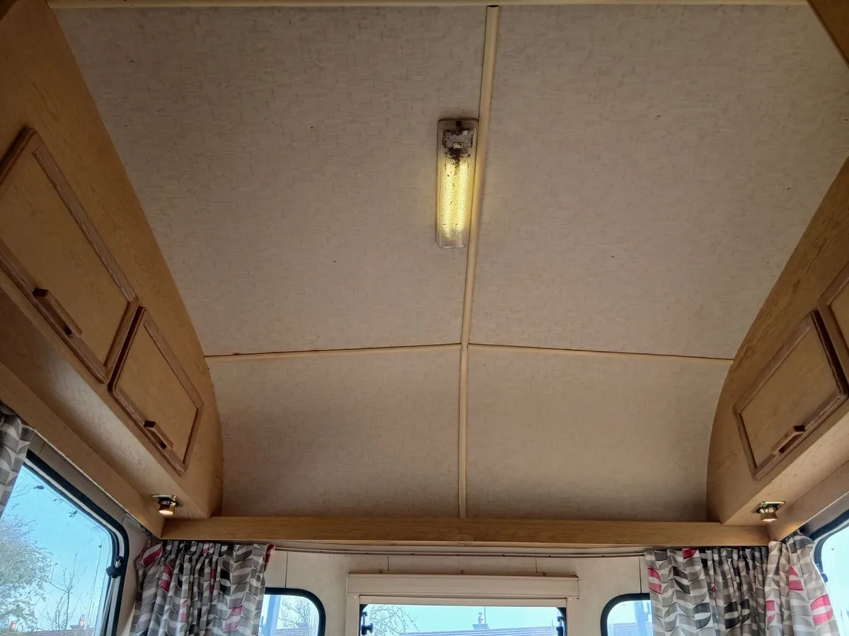 Caravans - Image 3