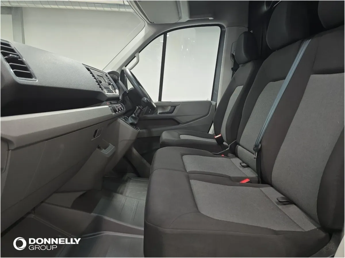 Volkswagen Crafter Cr30 Mwb Diesel Fwd Startline - Image 2