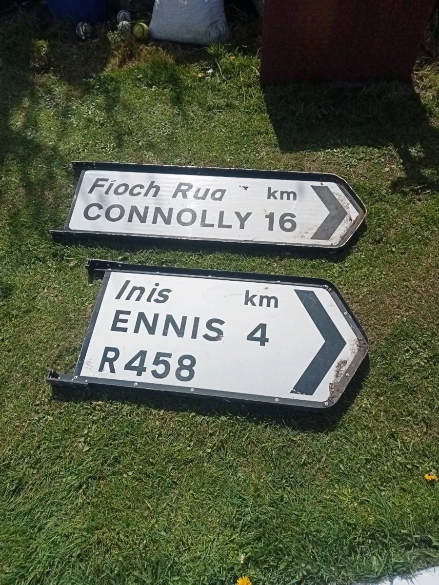 Two road signs - Image 1