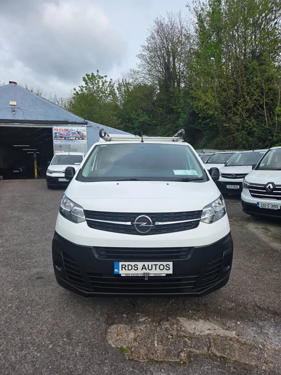 🔥20 OPEL VIVARO LOW KMS🔥 - Image 2
