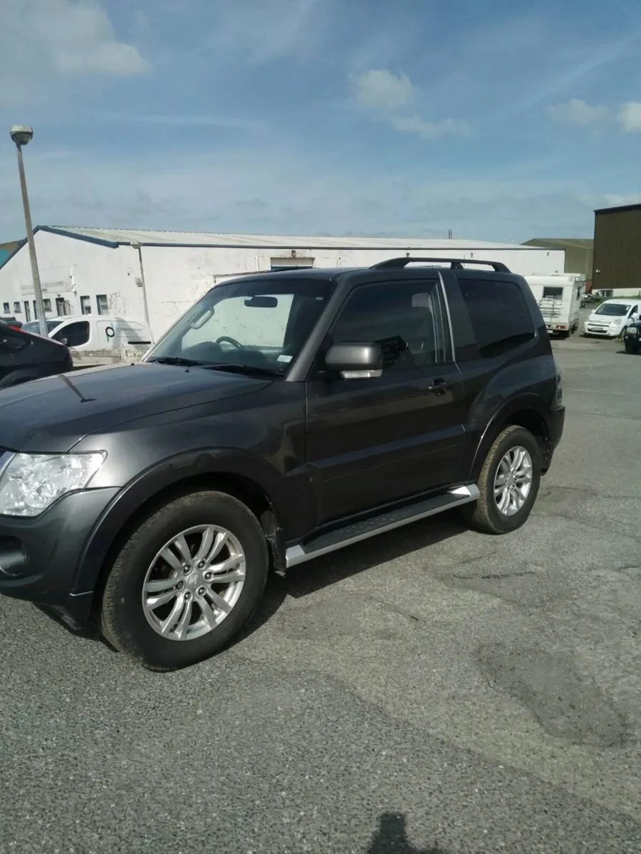 TWO. Mitsubishi SWB 2014and 2016 - Image 3