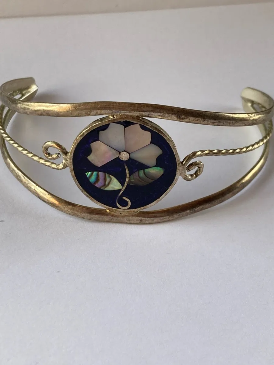 Alpaca Mexican silver inlay bangle - Image 2