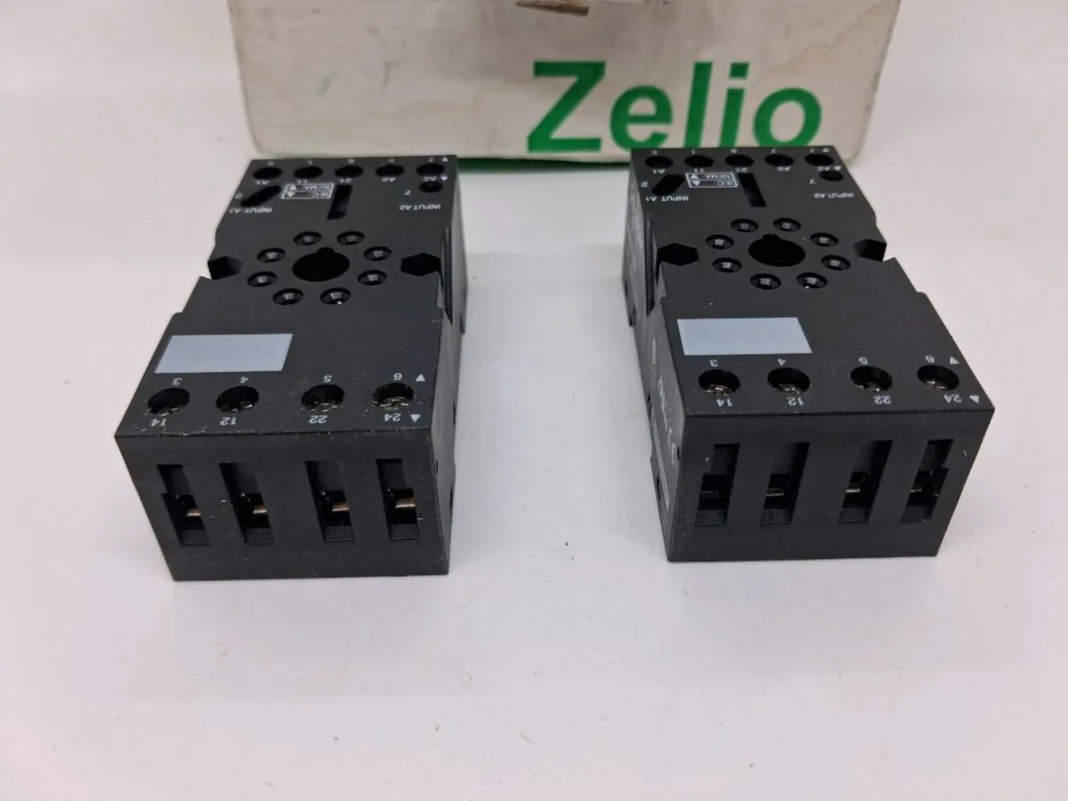 Postage - Lot of 9 Schneider Electric RUZC2M - Image 4