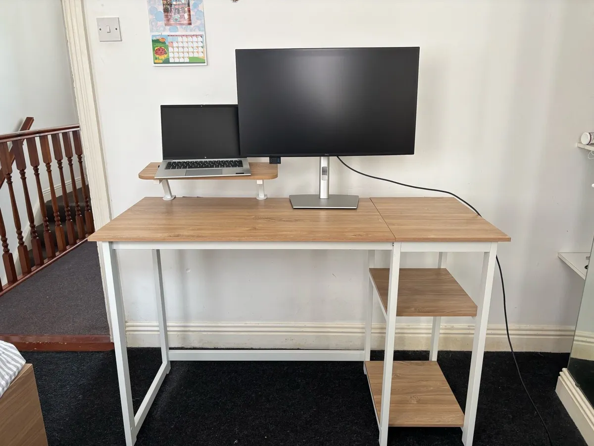 Office desk + stand (debatable price) - Image 2