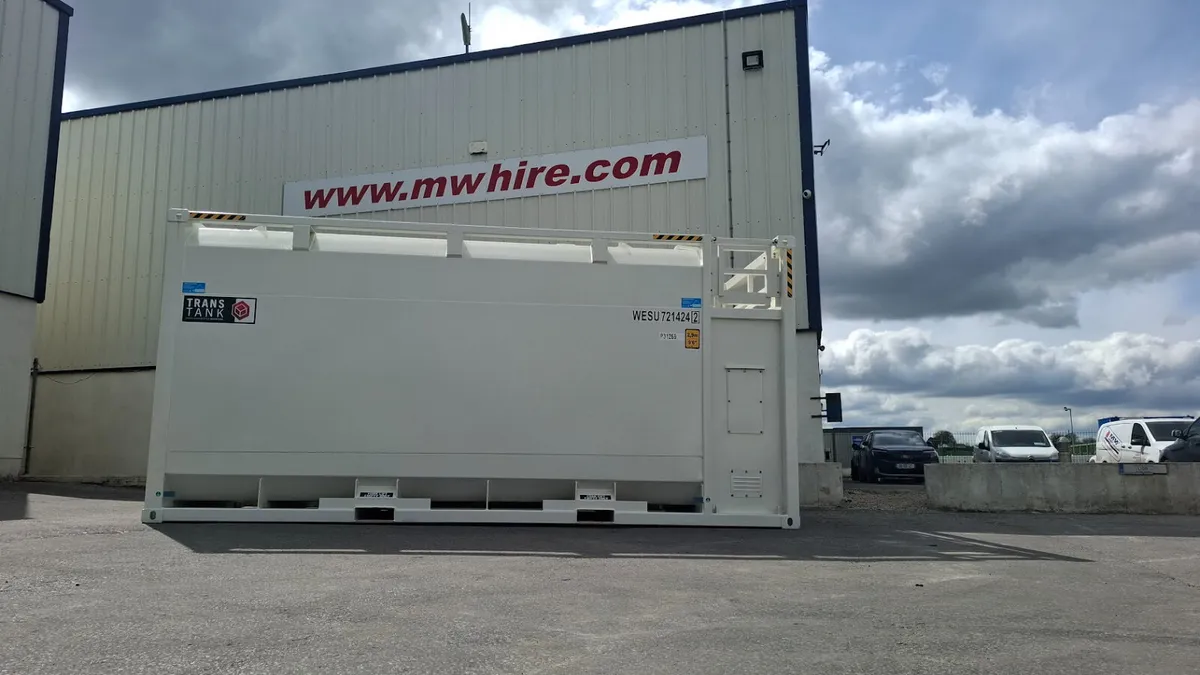 Western Fuel Bowser S27 - Image 1