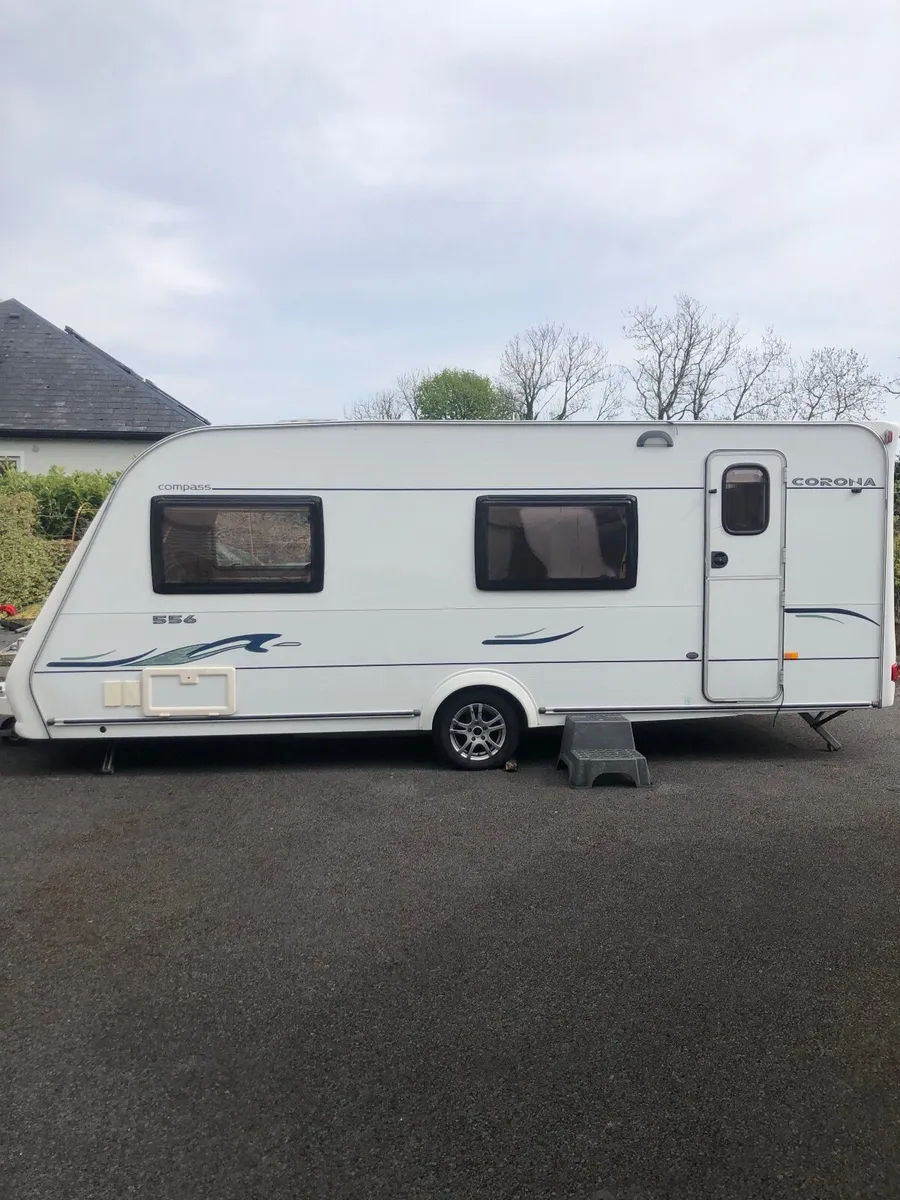 Caravan Corona Compass 556  for sale - Image 2