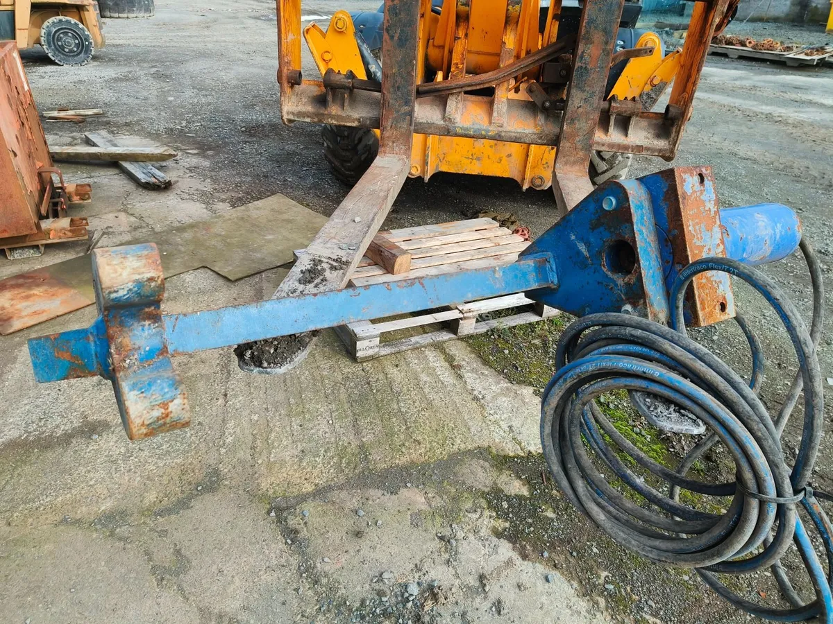 Hydraulic Track Pin Press - Image 3