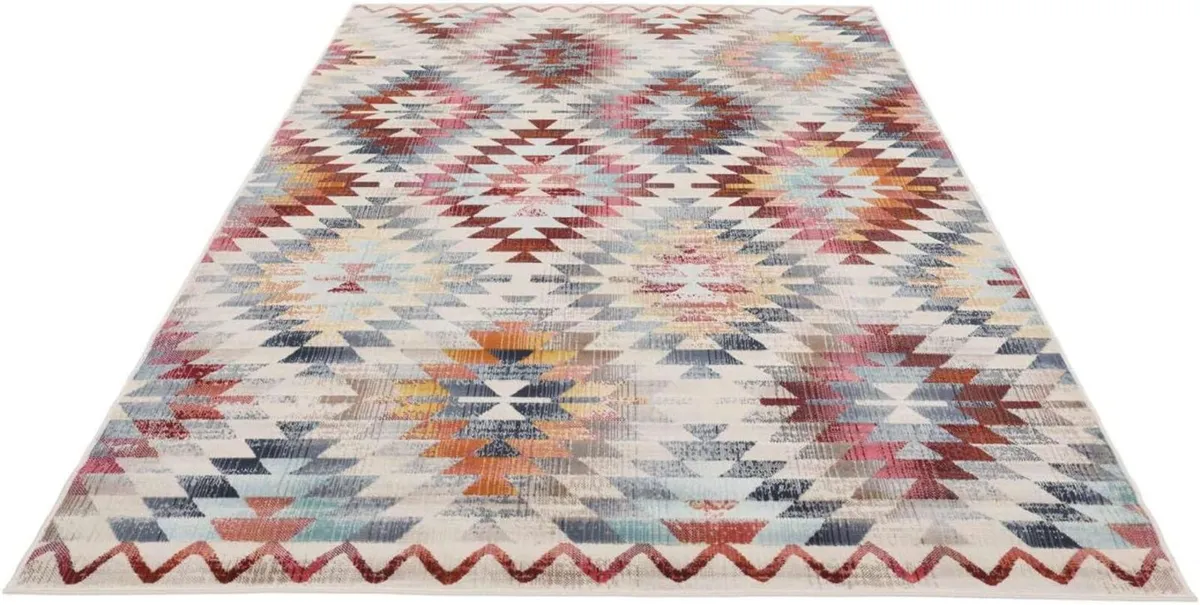 Kerala Rug 4′7″ x 6′7″ ft (140x200 cm) Rectangular - Image 2