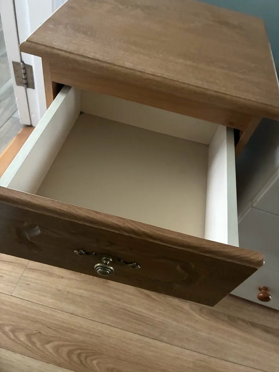 Bedside lockers - Image 2