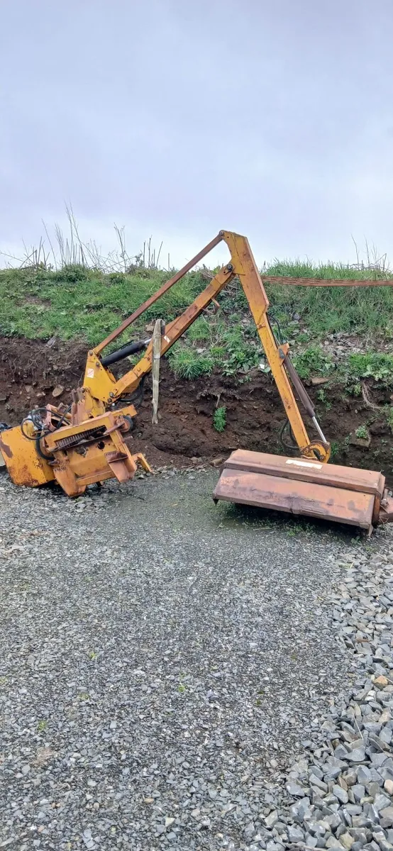 Mcconnell pa93 hedgecutter - Image 1