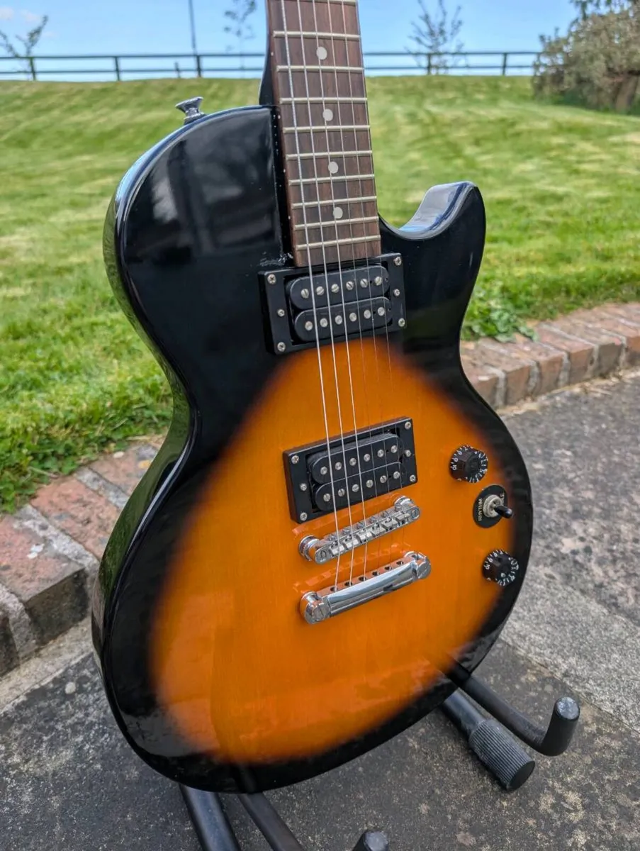 Epiphone Les Paul Special Electric Guitar - Image 2