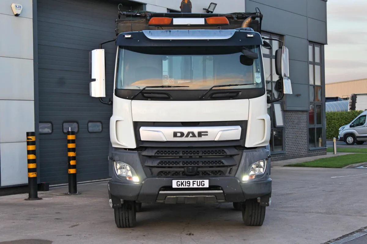 2019 (19) DAF CF 450 8X4 HOOK LOADER - Image 3