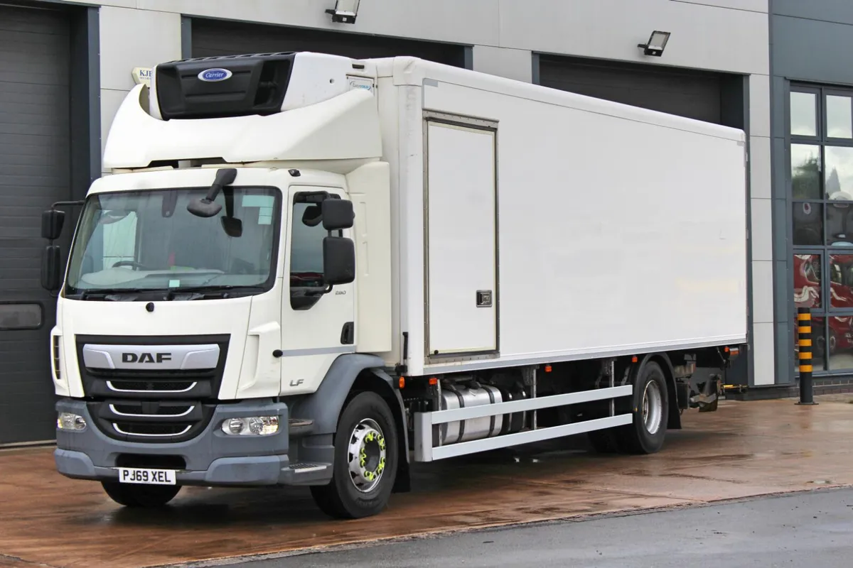 2020 DAF LF 260 4X2 FRIDGE - Image 1