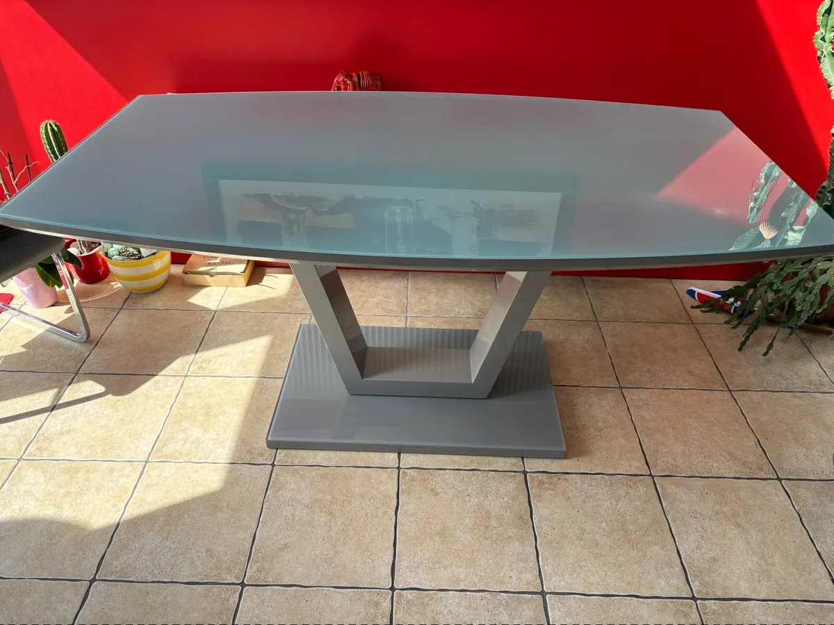 Kitchen - dining room Table - Image 1