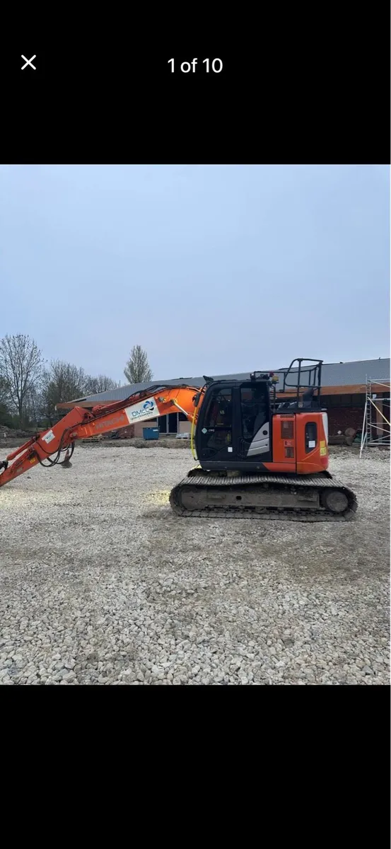 2018 hitachi 135 -6 - Image 1