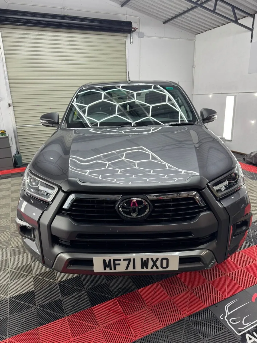 Toyota Hilux 2021 - Image 3