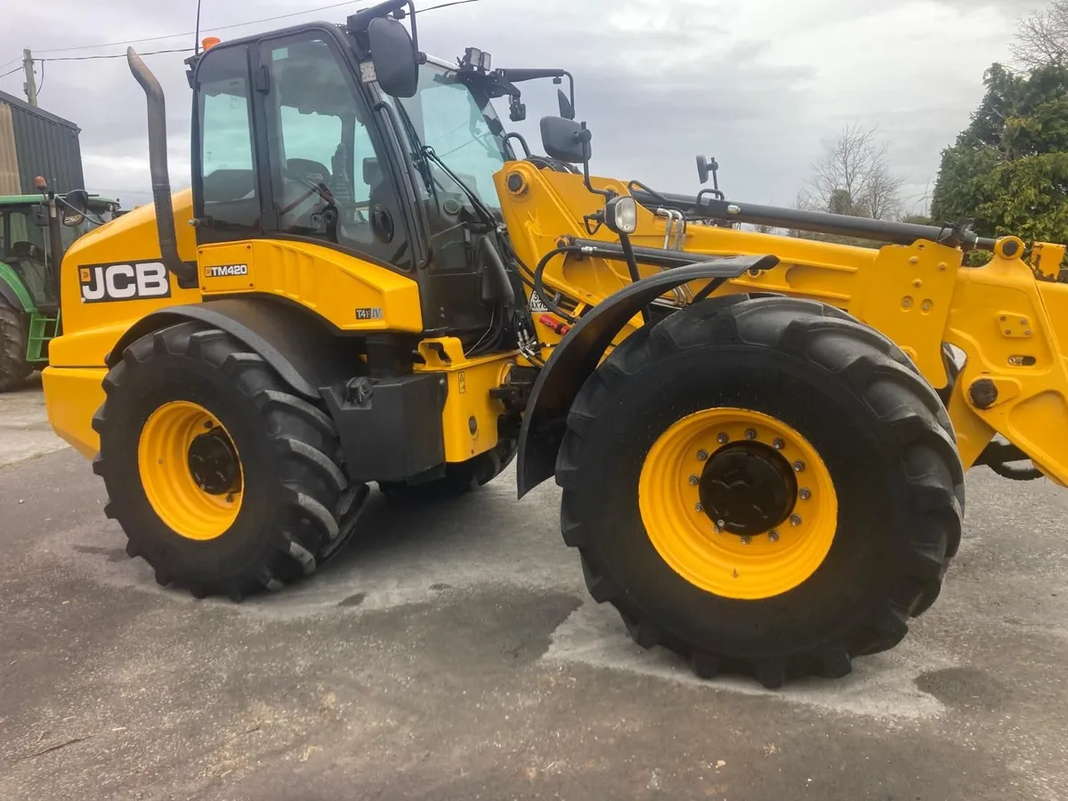2019 JCB TM420 - Image 1
