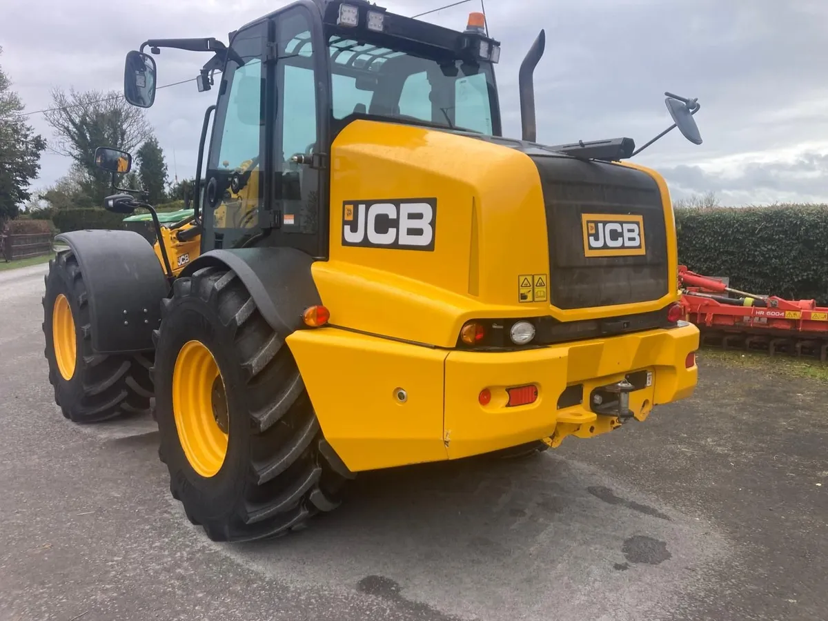 2019 JCB TM420 - Image 1