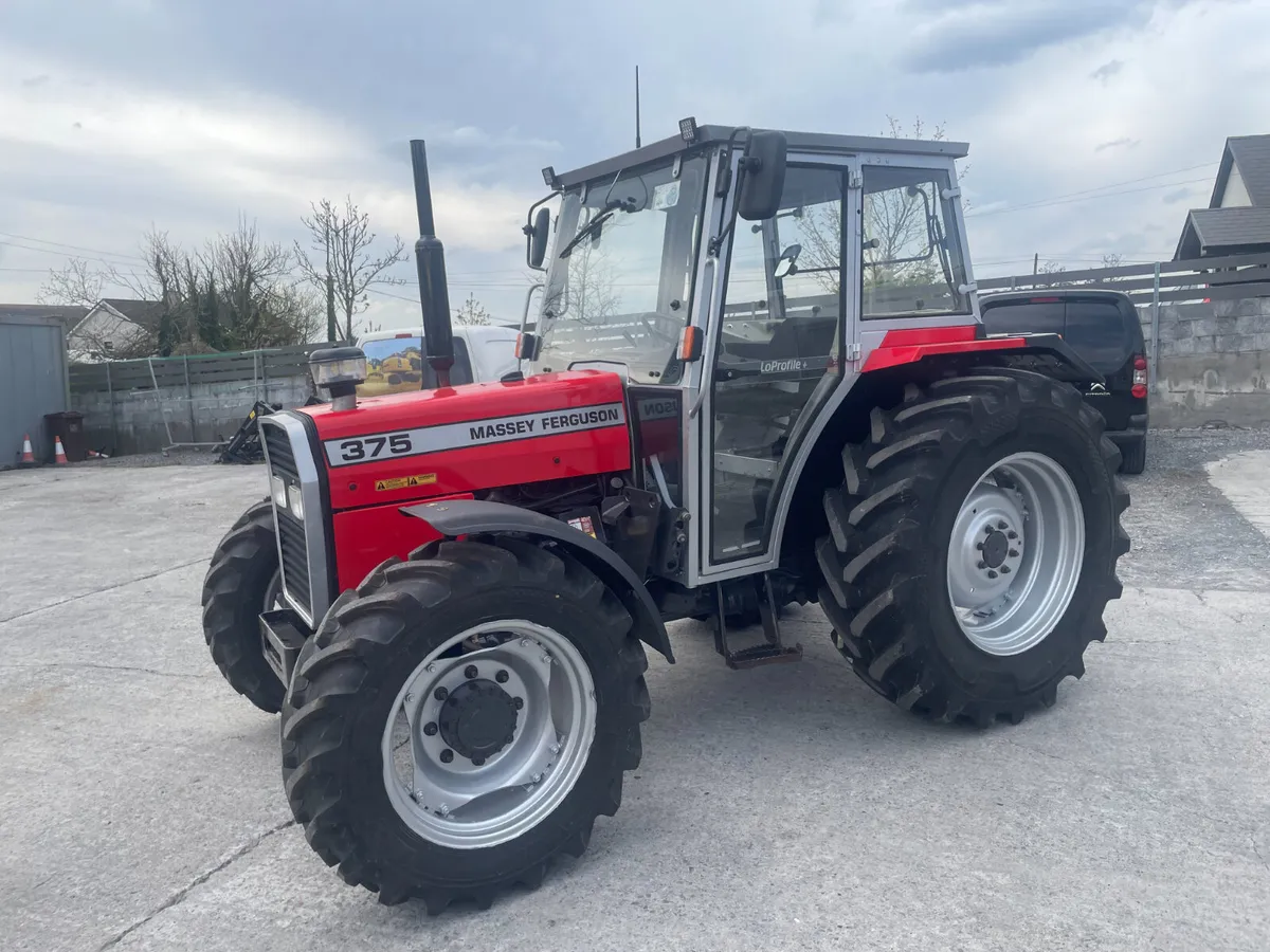 Massey Fergus 375 - Image 1