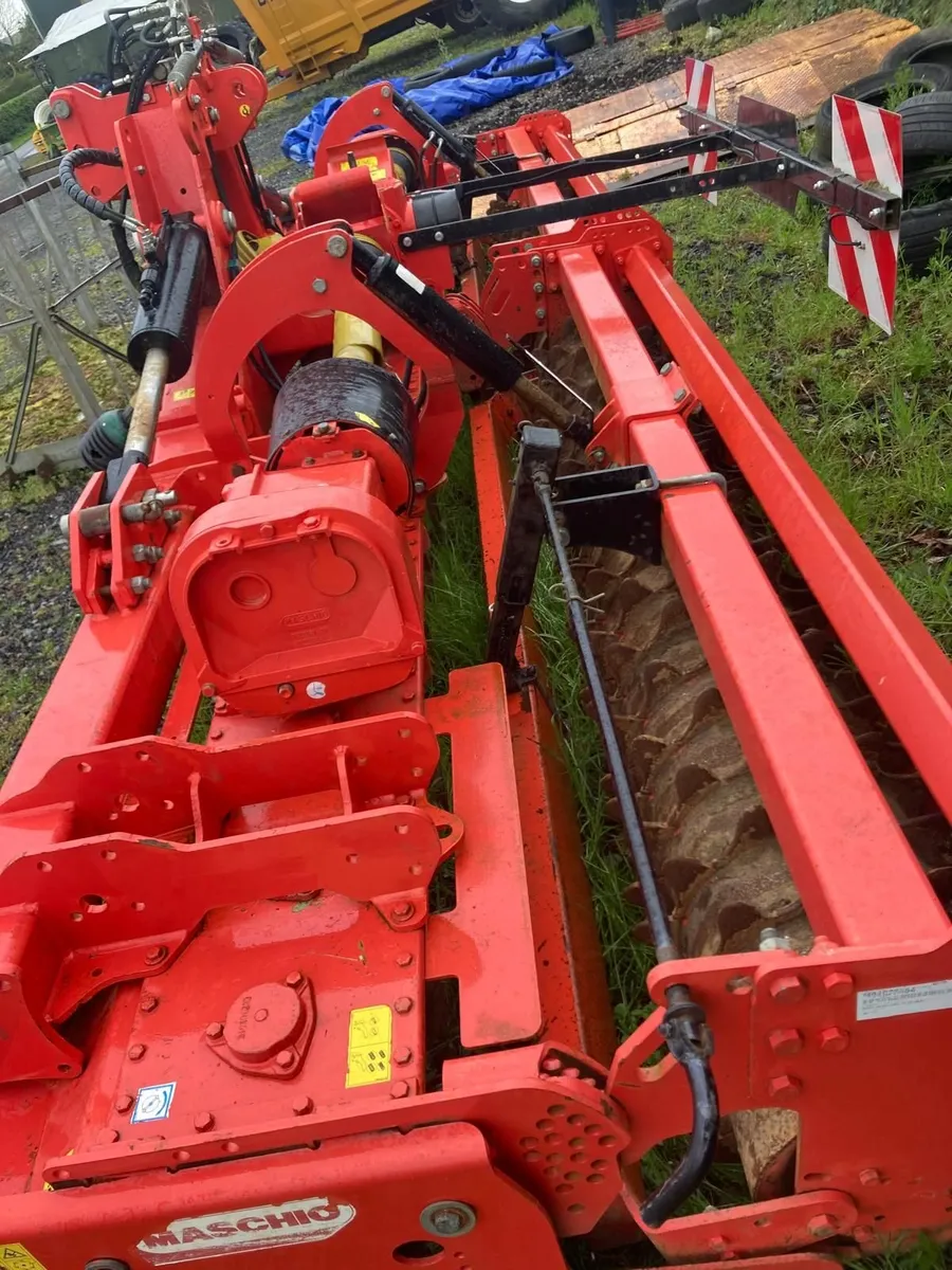 Machio Aquila Rap & Lemken Power Harrow - Image 1