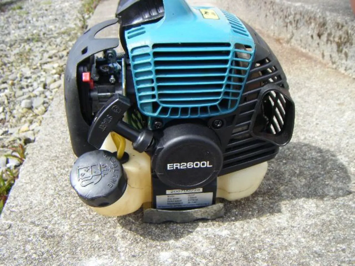 Makita Strimmer - Image 4