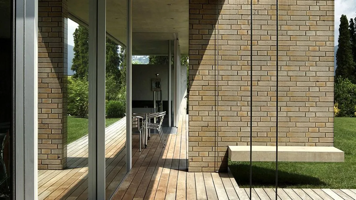 Monsanto Grey-Beige Brick With Grey Joint - Image 1