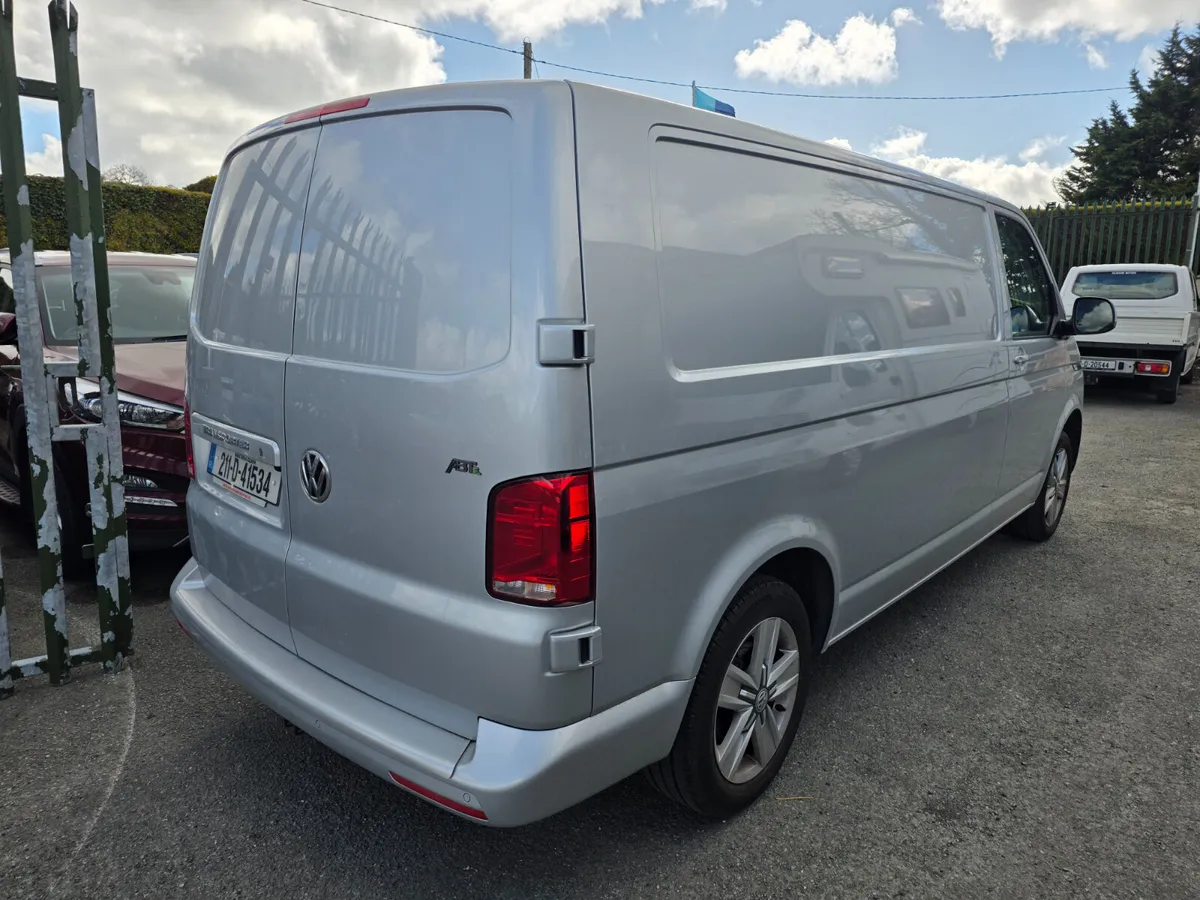 Volkswagen Transporter 2021 HIGHLINE Electric - Image 4