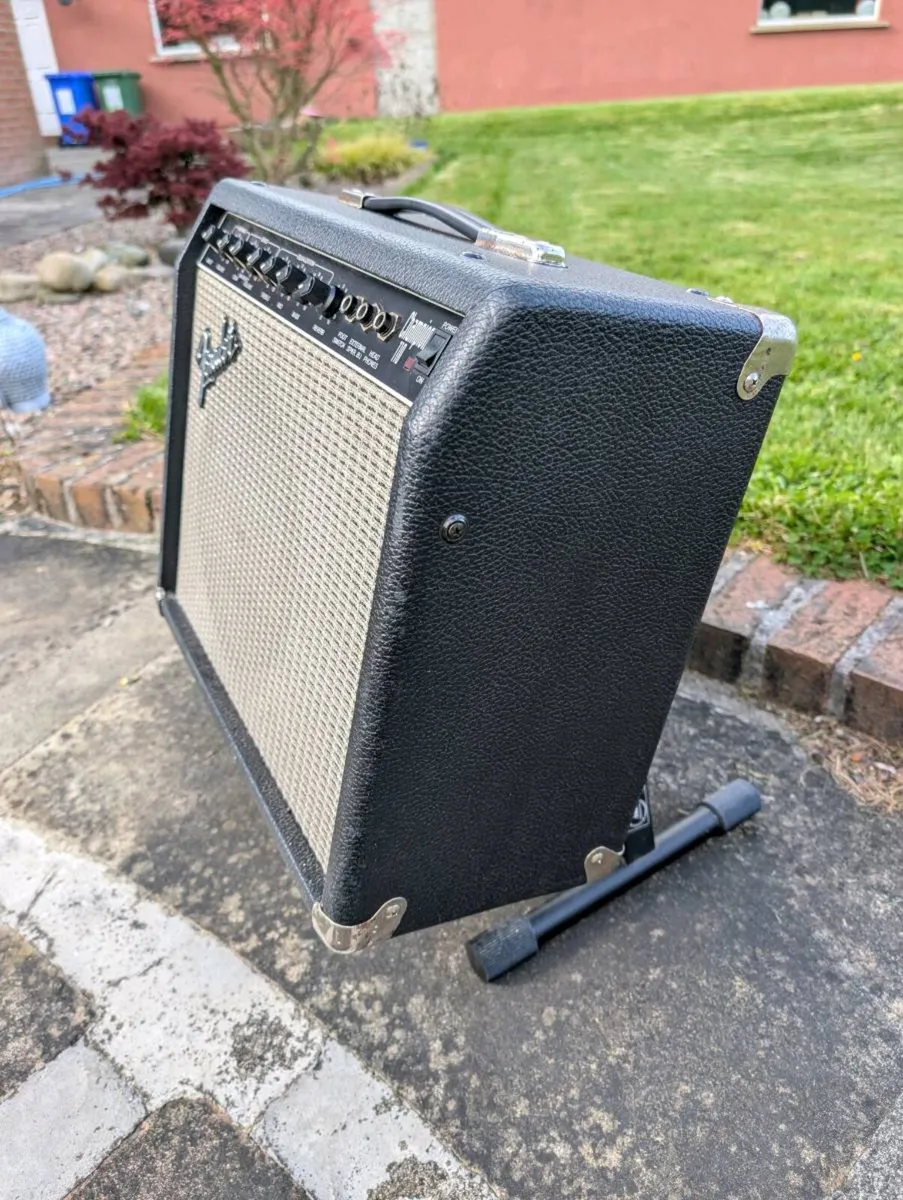 Fender Champion 110 Guitar Amplifier - Image 4