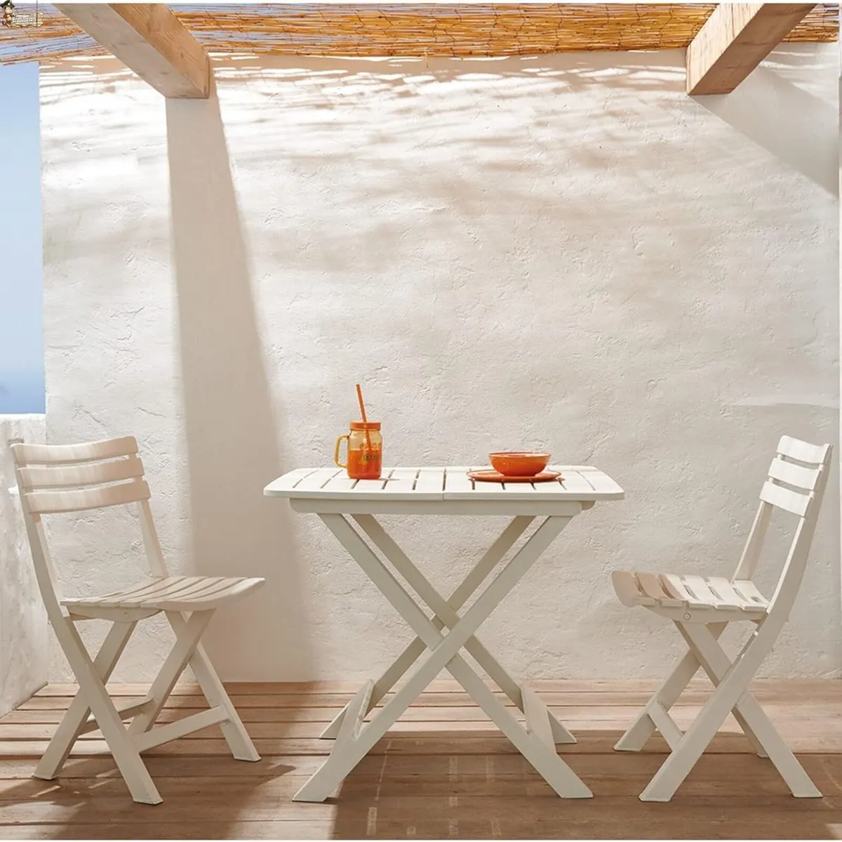 BricoLoco Folding Chair Lightweight Plastic - Image 2