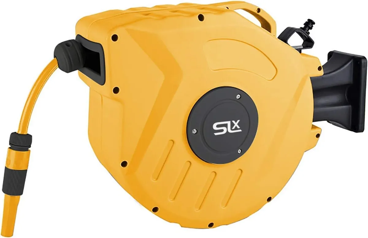 Garden Hose Pipe 20M Wall Mounted Reel Auto - Image 1