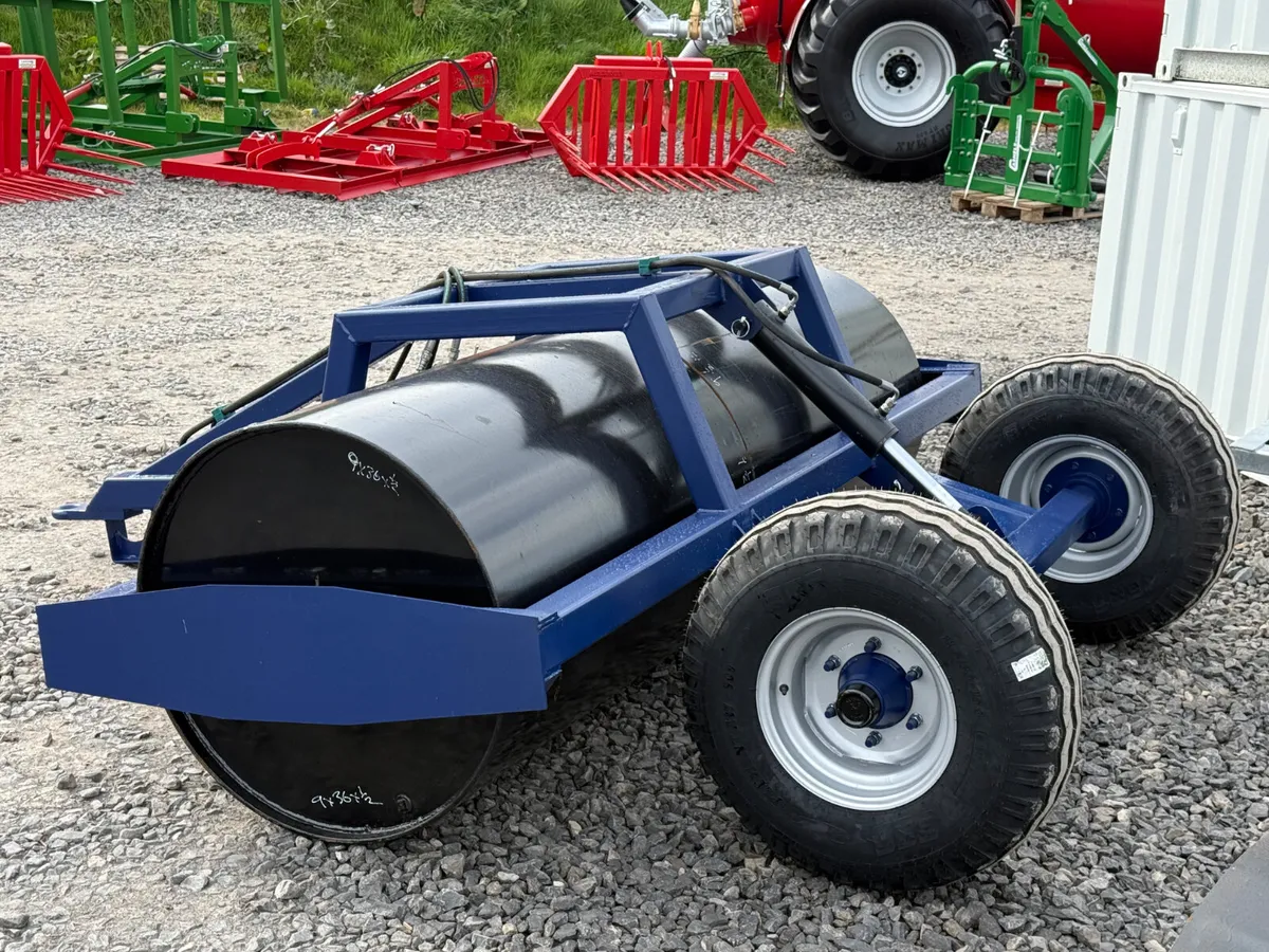 GORMLEY ROAD TOW HYDRAULIC LAND ROLLER 9FT - Image 4