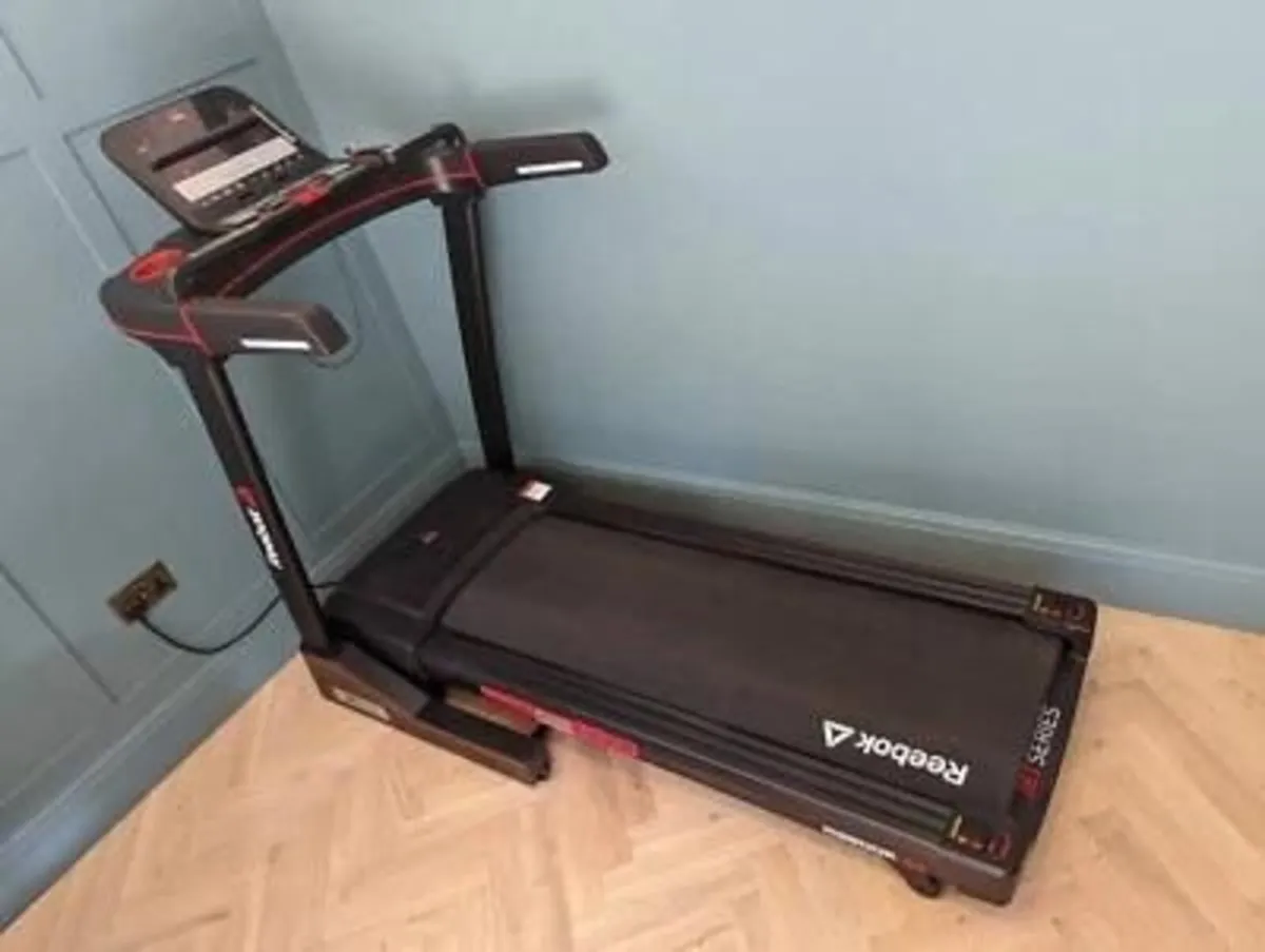 Reebok Jet 100 Series Treadmill – Excellent Condit - Image 3