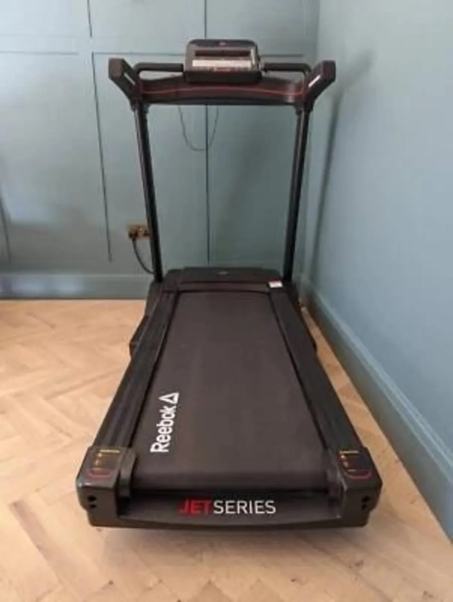 Reebok Jet 100 Series Treadmill – Excellent Condit - Image 4