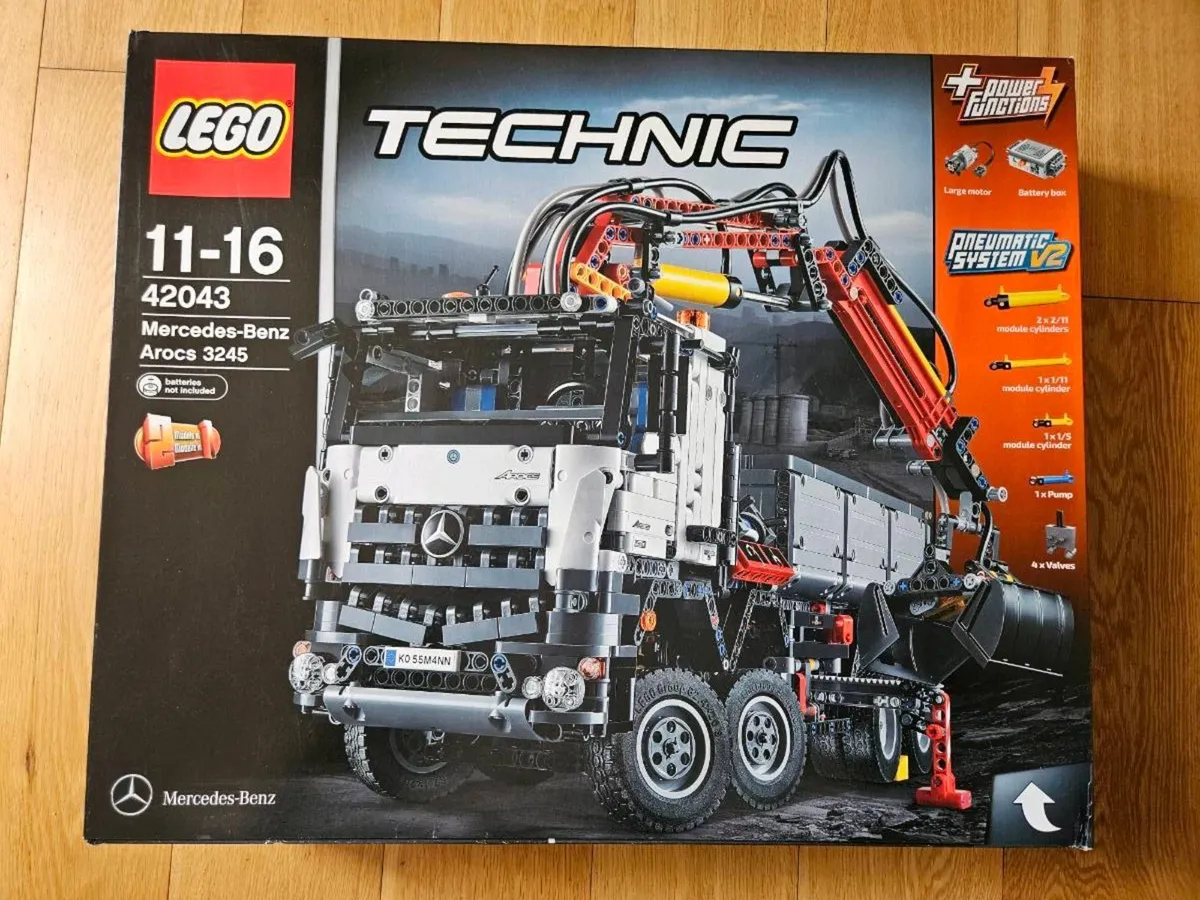 Lego technic 42043 mercedes arocs - Image 1