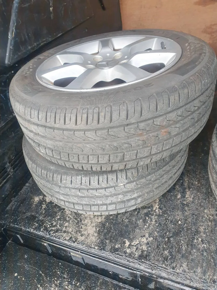 Mercedes c180 alloys - Image 4