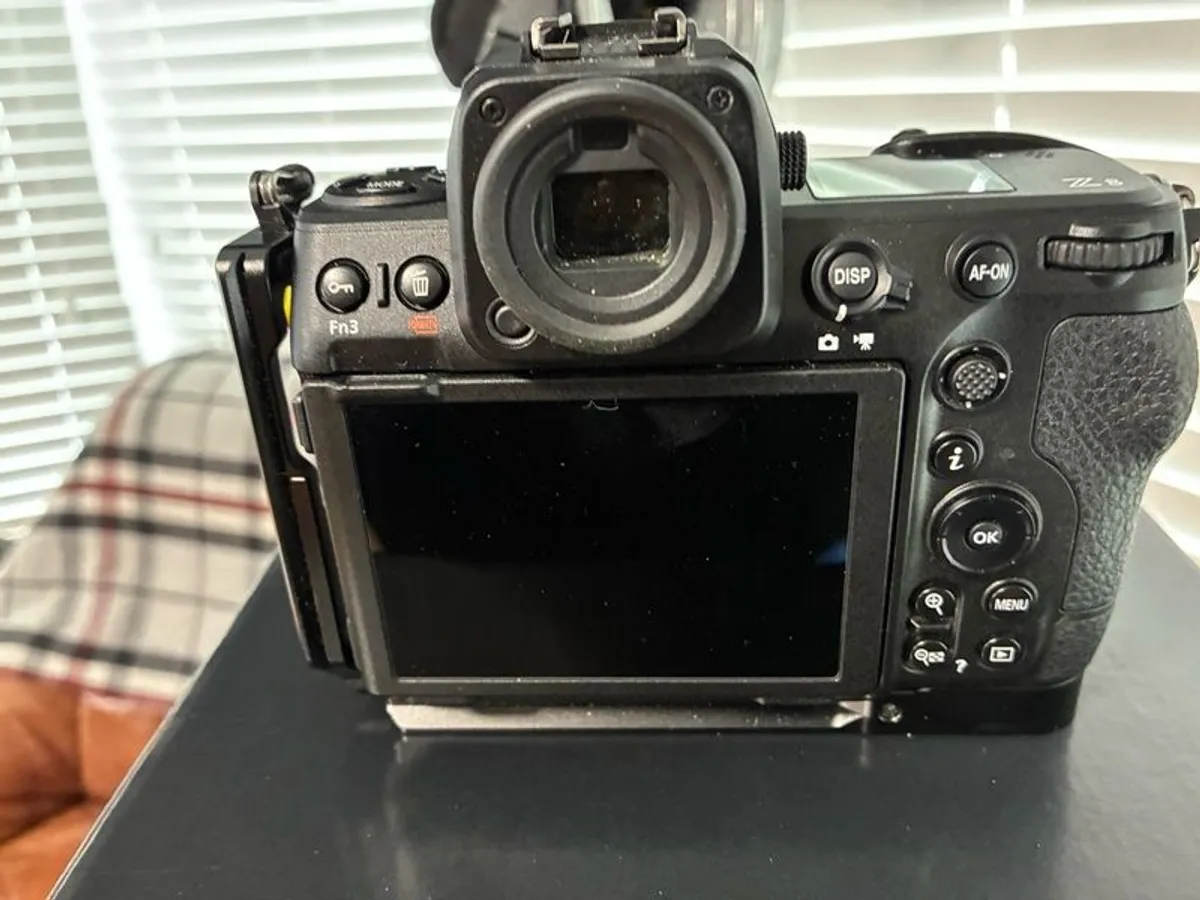 Nikon Z8 - Image 4