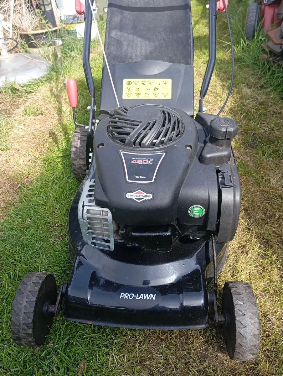 prolawn petrol lawnmower - Image 1