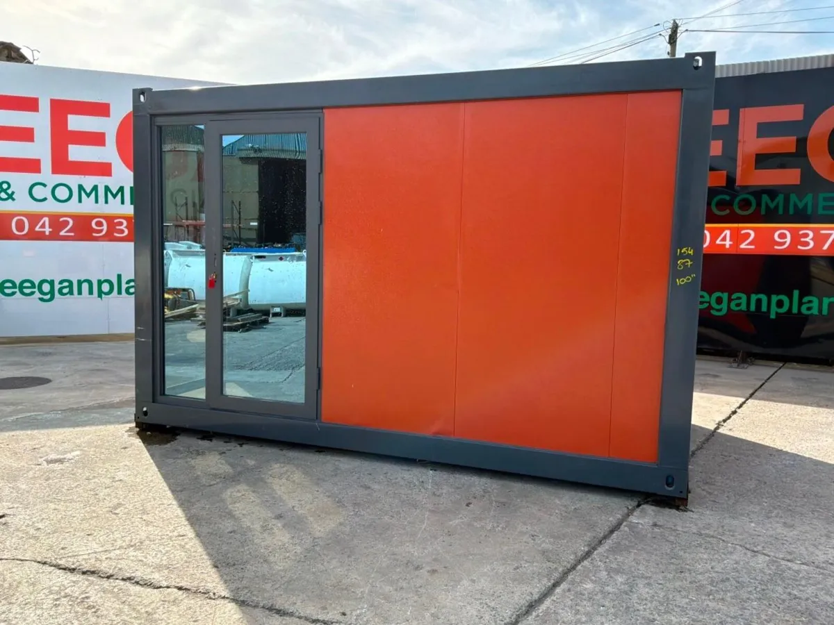 UNUSED 13ft x 7ft GARDEN ROOM / HOME OFFICE...941 - Image 1