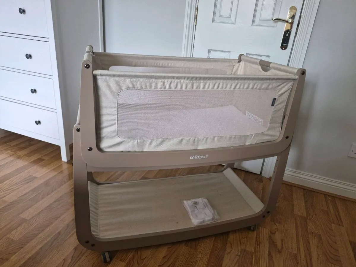 Next to Me Suzipod cot - Image 3